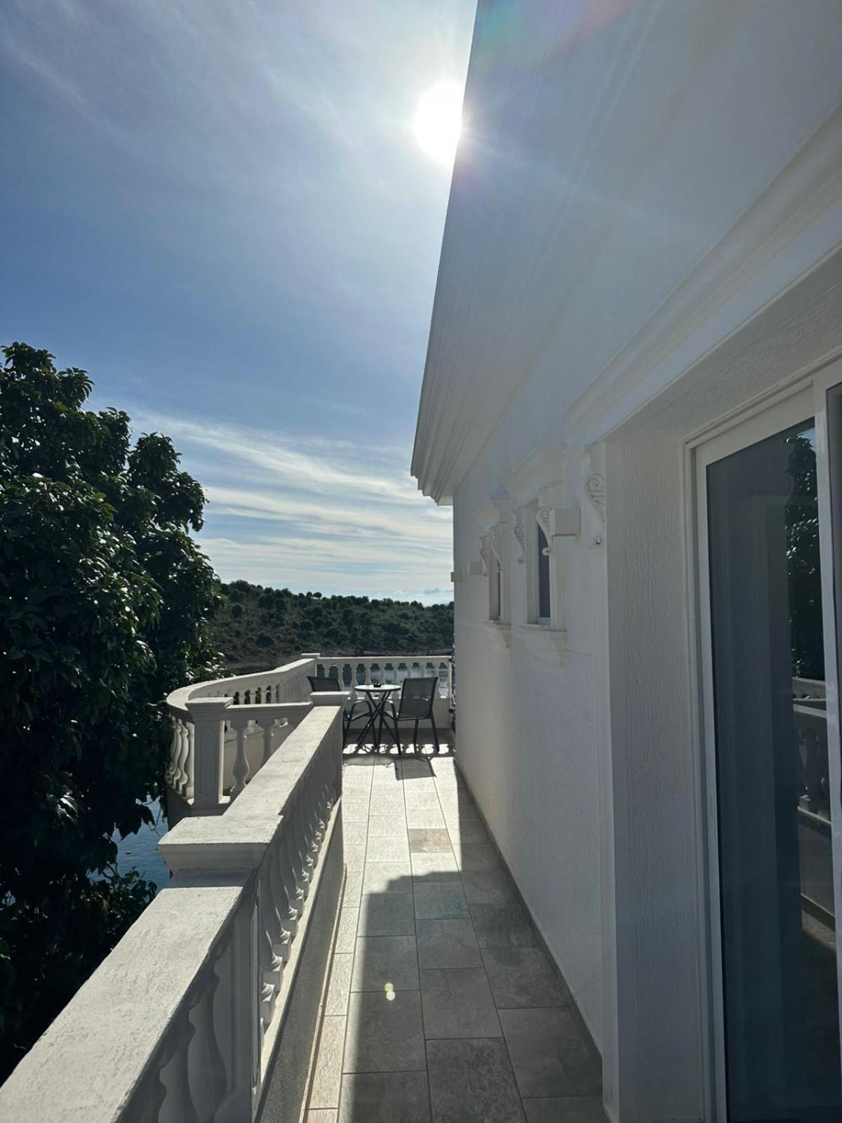 Luxury Villa Alisja Sarande With Private Beach Εξωτερικό φωτογραφία
